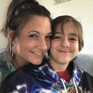 Meet your Posher, Courtney